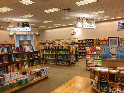 Book Store «Barnes & Noble», reviews and photos, 801 W 15th St E, Plano, TX 75075, USA