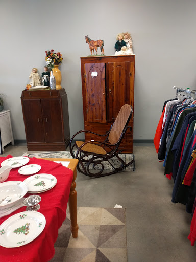 Thrift Store «Goodwill Thrift Store & Job Training Center», reviews and photos, 697 Emory Valley Rd, Oak Ridge, TN 37830, USA