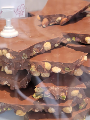 Chocolate Shop «Ginger Elizabeth Chocolates», reviews and photos, 1801 L St #60, Sacramento, CA 95811, USA