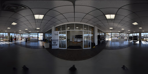 Car Dealer «Volvo Cars of Louisville», reviews and photos, 5 Swope Autocenter Dr, Louisville, KY 40299, USA