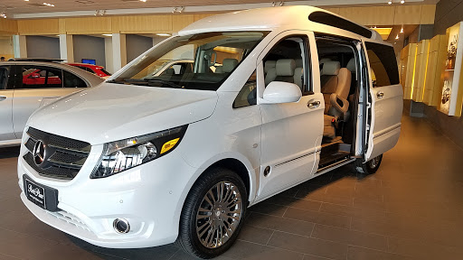 Mercedes Benz Dealer «Park Place Motorcars Mercedes-Benz Grapevine», reviews and photos, 1300 Texan Trail, Grapevine, TX 76051, USA