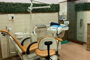 Care 32 Dental Clinic image