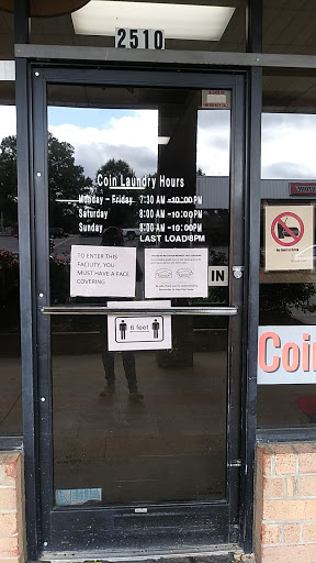 Laundromat «Village Oaks Coin Laundry», reviews and photos, 2510 Little Rock Rd, Charlotte, NC 28214, USA