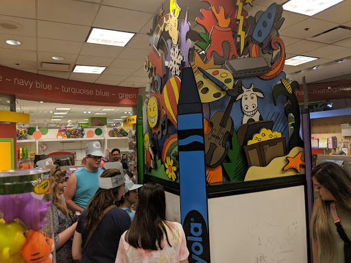 Craft Store «Crayola Store Crown Center», reviews and photos, 200 E 25th St, Kansas City, MO 64108, USA