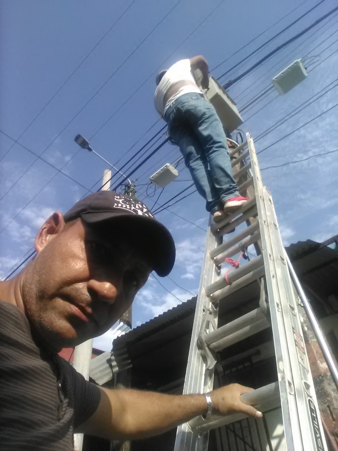 Parque Tres Esquinas