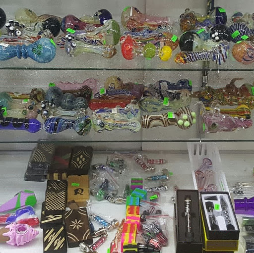 Tobacco Shop «Smoke Shop And Vape For Less», reviews and photos, 6207 Charlotte Pike, Nashville, TN 37209, USA