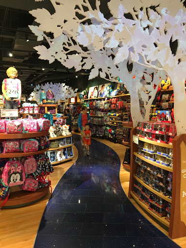 Toy Store «Disney Store», reviews and photos, 1961 Chain Bridge Rd, McLean, VA 22102, USA