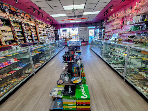Tobacco Shop «Up In Smoke - Surfside», reviews and photos, 325 US-17 BUS, Surfside Beach, SC 29575, USA