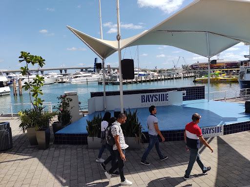 Grocery Store «Bay Supermarket», reviews and photos, 907 Normandy Dr, Miami Beach, FL 33141, USA