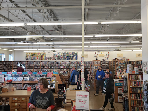 Book Store «Half Price Books», reviews and photos, 31 Orland Square Dr, Orland Park, IL 60462, USA