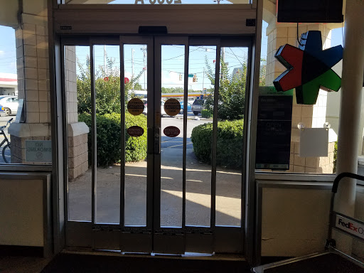 Print Shop «FedEx Office Print & Ship Center», reviews and photos, 2088 N Decatur Rd a, Decatur, GA 30033, USA