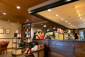 Starbucks image