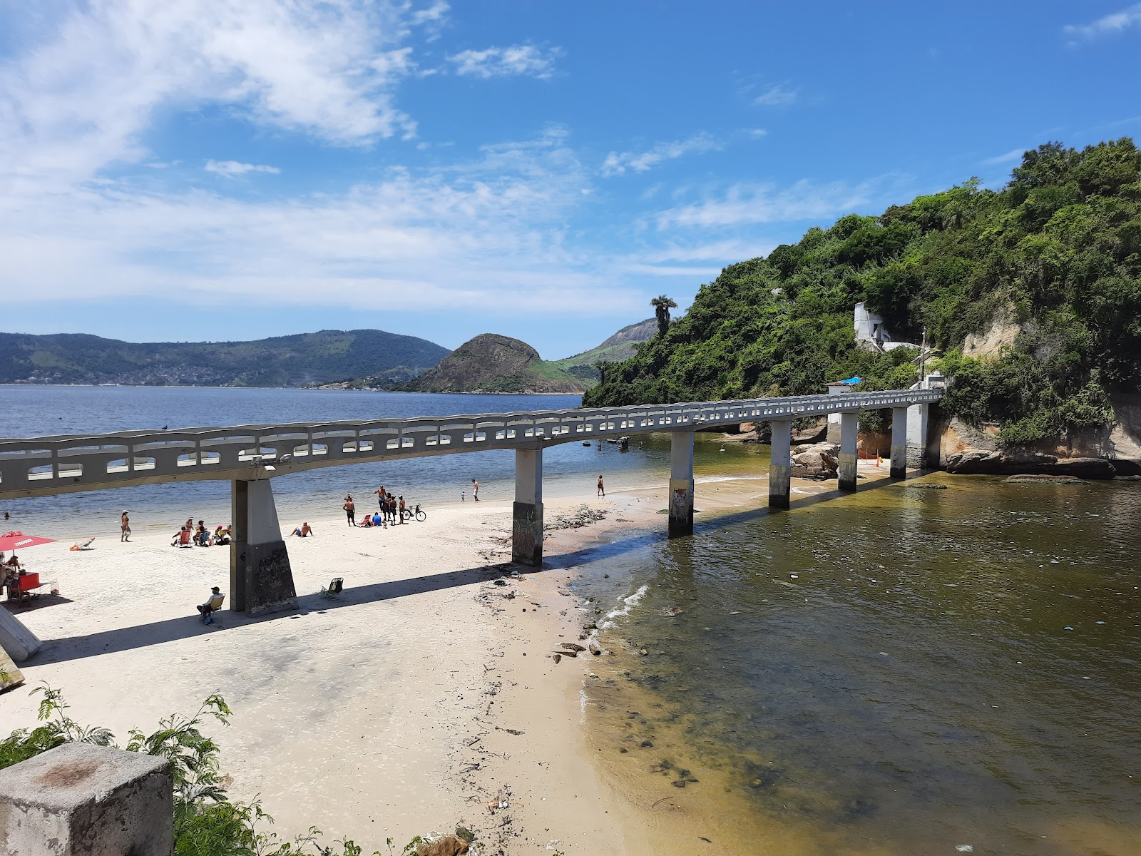 Foto von Praia de Boa Viagem - beliebter Ort unter Entspannungskennern