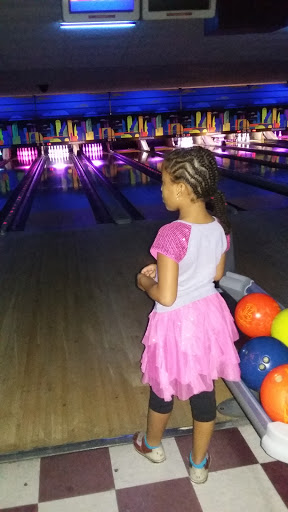 Bowling Alley «Terrace Sports», reviews and photos, 5311 E Busch Blvd, Temple Terrace, FL 33617, USA
