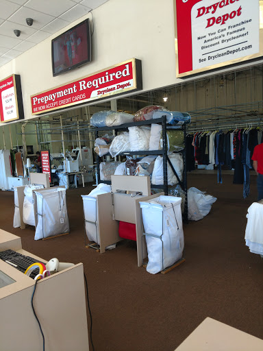 Dry Cleaner «Dry Clean Depot», reviews and photos, 2527 S Telegraph Rd, Bloomfield Hills, MI 48302, USA