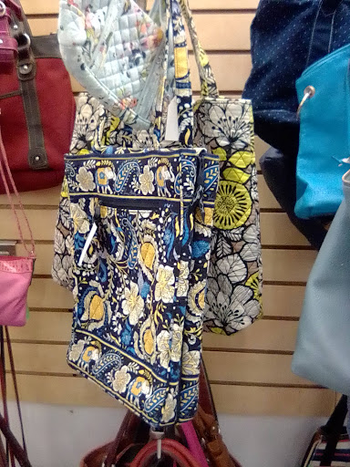 Thrift Store «CommunityAid Thrift Store & Donation Center», reviews and photos, 4833 Carlisle Pike, Mechanicsburg, PA 17050, USA