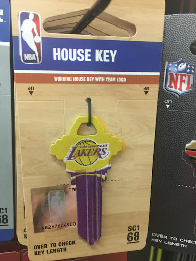 Home Improvement Store «Anawalt True Value Lumber», reviews and photos, 11000 Burbank Blvd, North Hollywood, CA 91601, USA