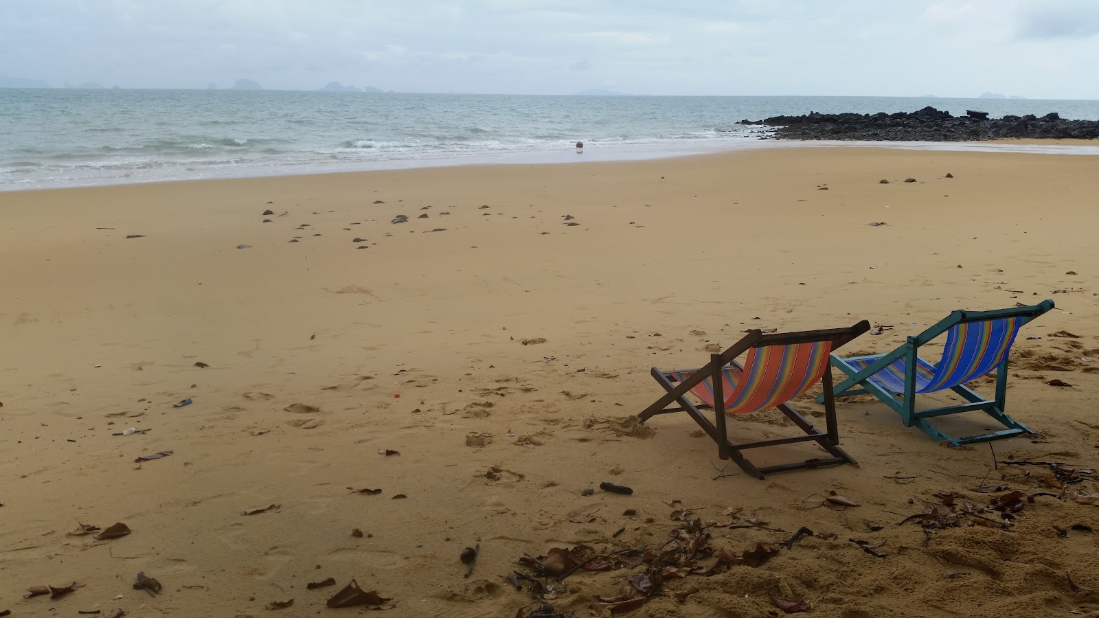 Foto av Nok Ok Cape Beach med något ren nivå av renlighet