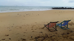Photo de Nok Ok Cape Beach avec un niveau de propreté de assez propre