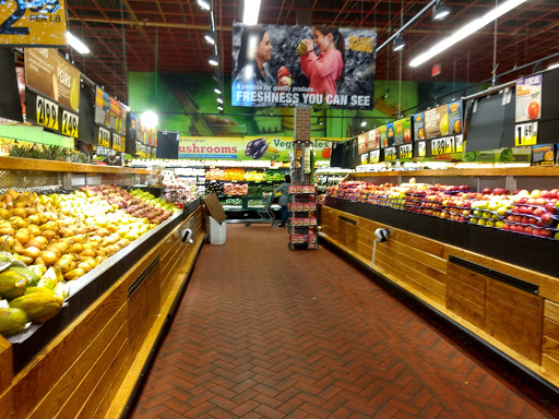 Shopping Mall «The Shops at Nanuet», reviews and photos, 5101 Fashion Dr, Nanuet, NY 10954, USA