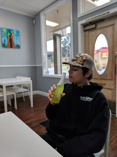 Restaurant «Vampire Penguin Eureka», reviews and photos, 3144 Broadway St, Eureka, CA 95501, USA