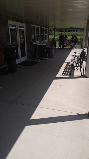 Winery «Freedom Run Winery», reviews and photos, 5138 Lower Mountain Rd, Lockport, NY 14094, USA