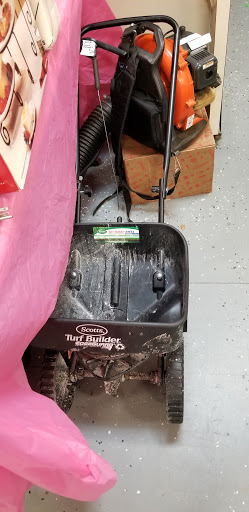 Shopping Mall «Sun-Vet Mall», reviews and photos, 5801 Sunrise Hwy, Holbrook, NY 11741, USA