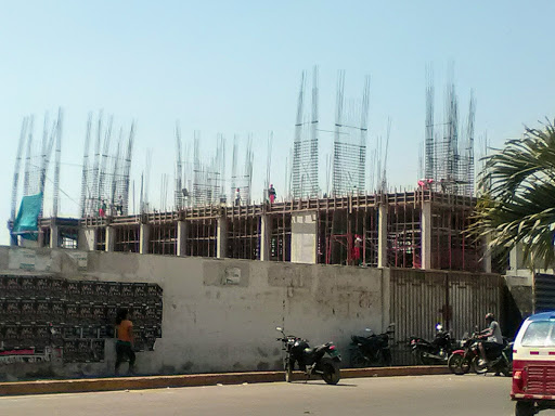 Universidad Católica los Ángeles de Chimbote Campus Av. Grau