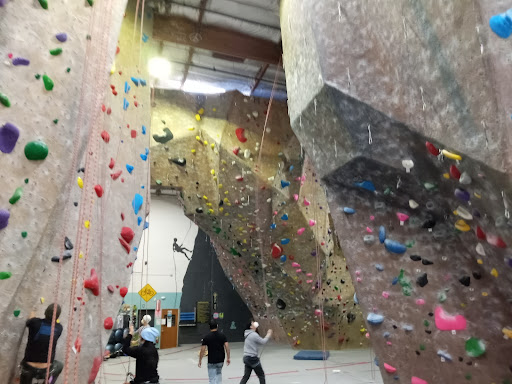 Rock Climbing Gym «Diablo Rock Gym», reviews and photos, 1220 Diamond Way #140, Concord, CA 94520, USA