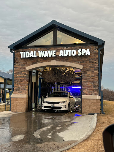 Tidal Wave Auto Spa en Bellevue