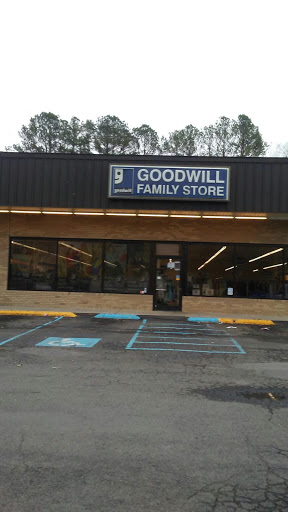 Thrift Store «Goodwill Store Dunlap», reviews and photos, 520 Rankin Ave, Dunlap, TN 37327, USA