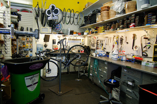 Bicycle Store «Greenwich Bicycles», reviews and photos, 35 Amogerone Crossway, Greenwich, CT 06830, USA