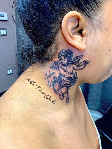 Find stars tattoo ideas for your next unique tattoo in Omaha at Inkfu Tattoo Studio