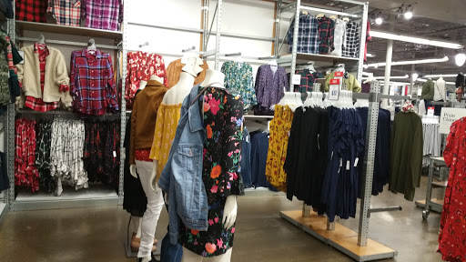 Clothing Store «Old Navy», reviews and photos, 100 Viewmont Mall, Scranton, PA 18508, USA