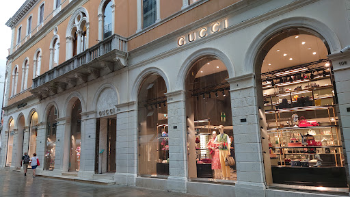 Clothing printing shops in Venice