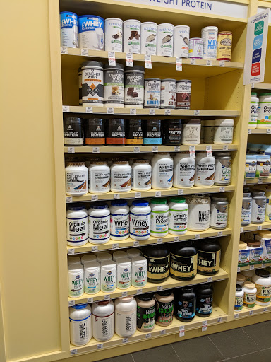 Vitamin & Supplements Store «Vitamin Shoppe», reviews and photos, 3912 Oleander Dr, Wilmington, NC 28403, USA