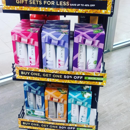 Hair Salon «SmartStyle Hair Salon», reviews and photos, 412 Cross Oaks Mall, Plainwell, MI 49080, USA