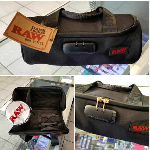 Tobacco Shop «Midtown Smoke Shop», reviews and photos, 3503 NE 2nd Ave, Miami, FL 33137, USA