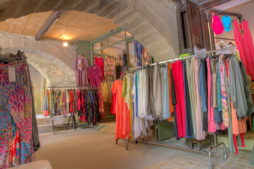 Magasin de vêtements pour femmes Paréo Line Uzès