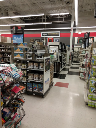 Craft Store «Michaels», reviews and photos, 540 Frandor Ave, Lansing, MI 48912, USA