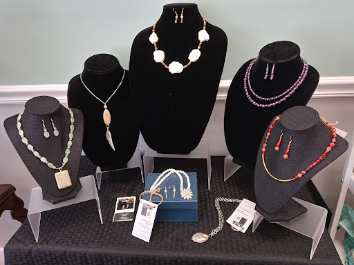 Costume Jewelry Shop «Caledonia Chic Designs», reviews and photos, 2556 Willowspring Ct, Cincinnati, OH 45231, USA