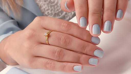 Logo da empresa - Ale Manicure e Designer de Unhas