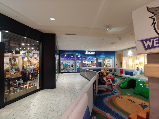 Shopping Mall «Layton Hills Mall», reviews and photos, 1201 N Hill Field Rd, Layton, UT 84041, USA