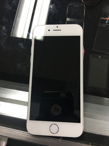 Mobile Phone Repair Shop «Smart Tech iPhone, iPad, Mac & PC Repair», reviews and photos, 2379 N Hicks Rd, Palatine, IL 60074, USA