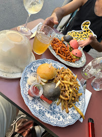 Plats et boissons du Restaurant de hamburgers Térèse à Saint-Ouen-sur-Seine - n°4