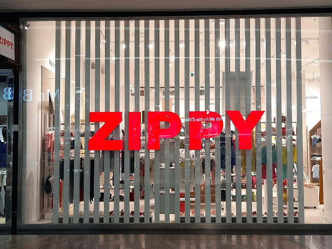 Zippy Serra Shopping