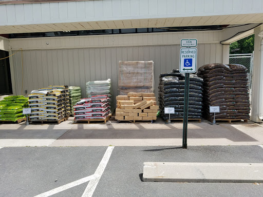 Home Improvement Store «Tractor Supply Co.», reviews and photos, 361 Scott Swamp Rd, Farmington, CT 06032, USA
