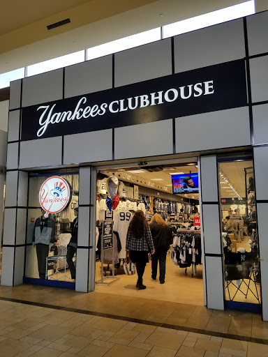 Shopping Mall «Smith Haven Mall», reviews and photos, 313 Smith Haven Mall, Lake Grove, NY 11755, USA