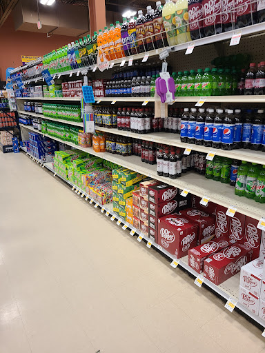 Supermarket «Giant Eagle Supermarket», reviews and photos, 108 W Main St, Louisville, OH 44641, USA