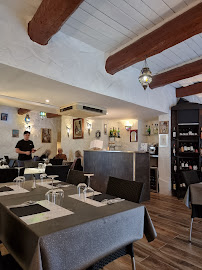 Atmosphère du Restaurant Le Roi Du Couscous à Alès - n°1